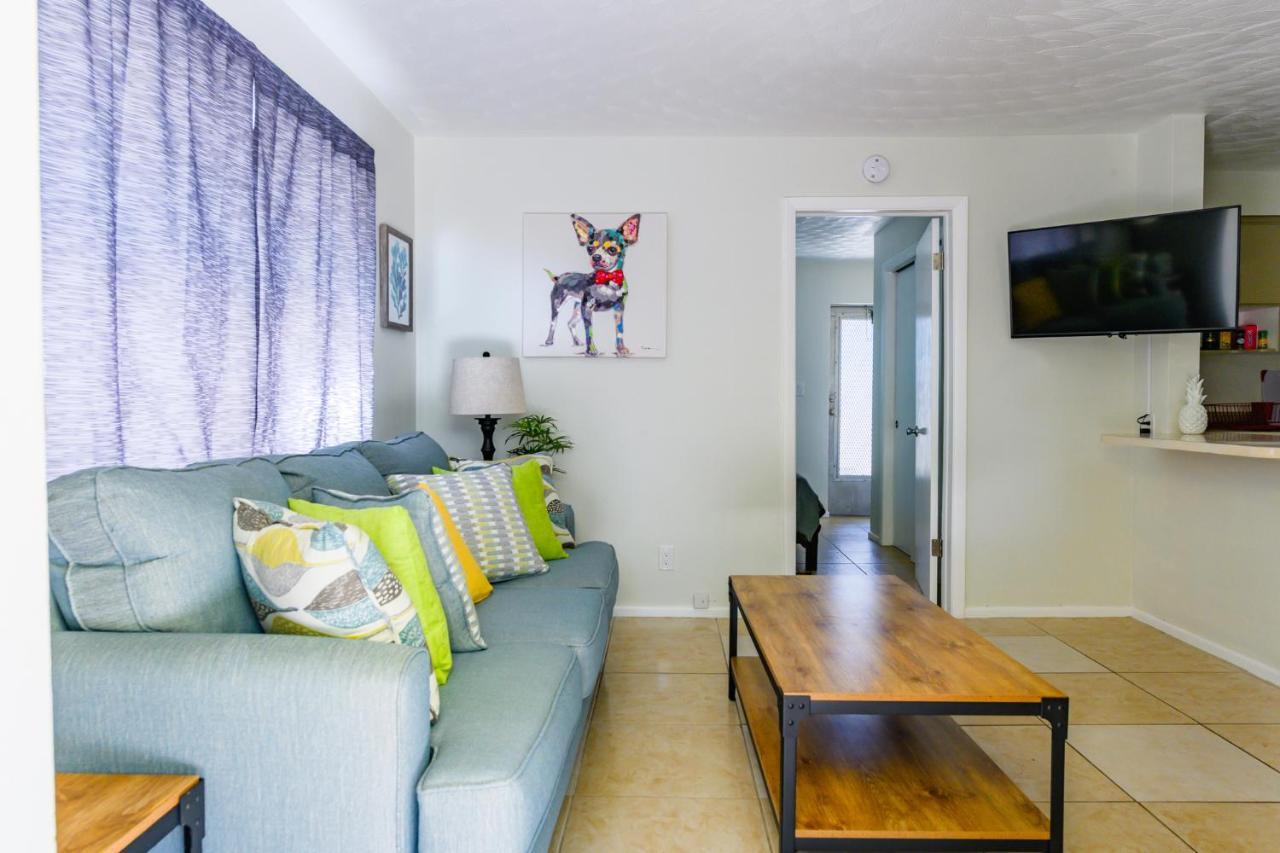Beautiful Old Apartment With Beach Gear Fort Lauderdale Exteriér fotografie